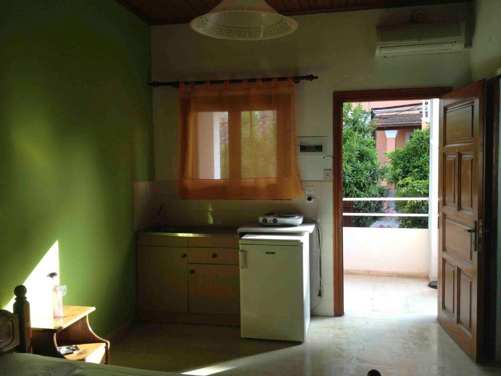 Ionian Breeze Apartments カボス 部屋 写真