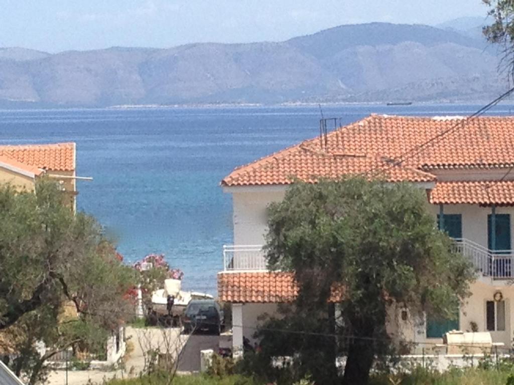 Ionian Breeze Apartments カボス エクステリア 写真